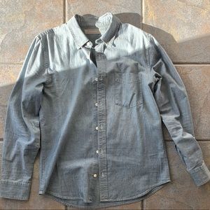 Everlane Chambray Button Down Shirt